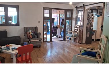 Casa de 98 M2 y excelente conectividad en Claudio Arrau