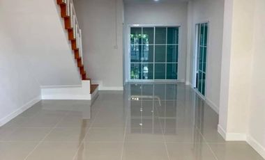 FOR SELL Townhouse/Townhome  Lully Ville Lumlukka Khlong 3 MRT-Khong Bang Phai CX-120486
