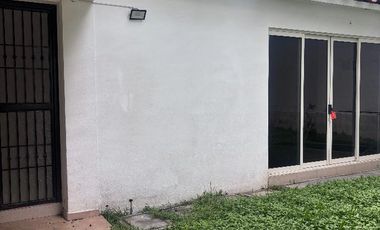 CASA EN MAESTRANZAS, DENTRO DEL CLUB DE GOLF LA HERRADURA
