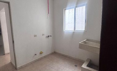 CASA EN MAESTRANZAS, DENTRO DEL CLUB DE GOLF LA HERRADURA