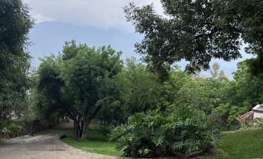 DOS CASAS en condominio PRIVADO en venta Nuevo León Monterrey El Barro, CARRETERA NACIONAL