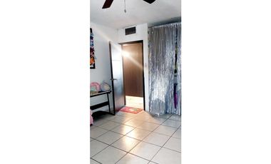 Casa de una planta en Los Nogales
