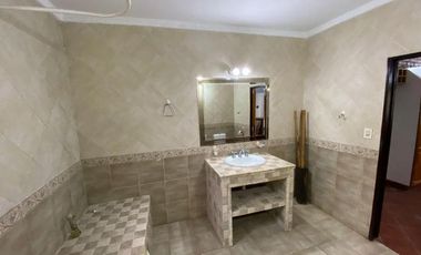 CASA EN ALQUILER 4 AMB- EZEIZA- EXCELENTE UBICACION