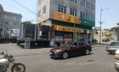 Lote Terreno comercial en Venta