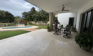 Casa en venta de una Planta Mérida Yucatán, La Ceiba II
