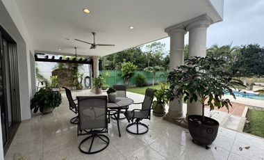 Casa en venta de una Planta Mérida Yucatán, La Ceiba II
