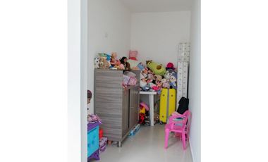 Extraordinaria casa de 3 pisos en Medellín barrio Buenos Aires