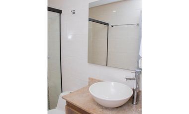 Extraordinaria casa de 3 pisos en Medellín barrio Buenos Aires