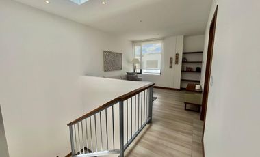 VENDO CASA EN TUMBACO 3 DORMITORIOS DENTRO DE URBANIZACION