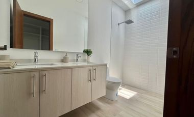 VENDO CASA EN TUMBACO 3 DORMITORIOS DENTRO DE URBANIZACION