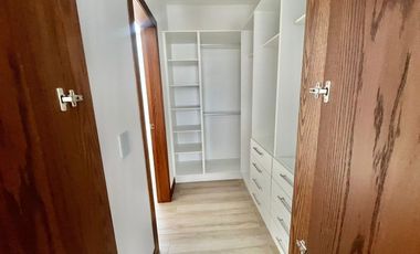 VENDO CASA EN TUMBACO 3 DORMITORIOS DENTRO DE URBANIZACION