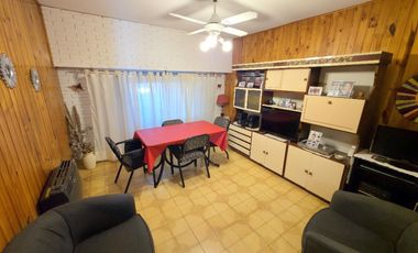 Casa en venta en Burzaco Oeste
