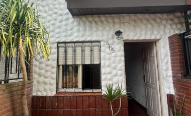 Casa PH en venta en Moron Sur