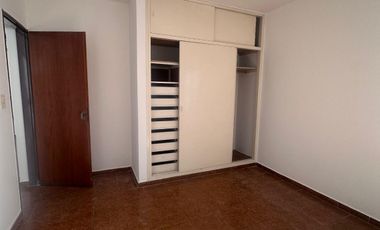 Casa en alquiler de 3 dormitorios c/ cochera en Maipú