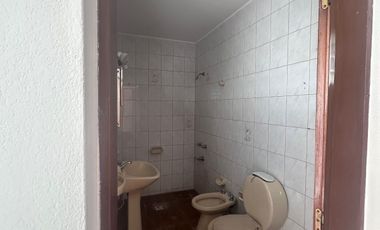 Casa en alquiler de 3 dormitorios c/ cochera en Maipú