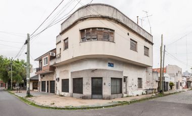 VENTA CASA CON LOCAL REMEDIOS DE ESCALADA