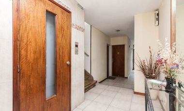 Depto 3 amb. Venta en LOMAS DE ZAMORA con cochera