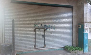 AMPLIO LOTE CON LOCAL - LIBERTAD - MERLO