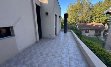 VENTA CASA 4 AMBIENTES INDIO CUA