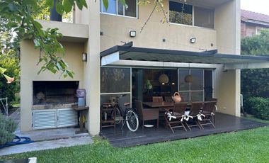 VENTA CASA 4 AMBIENTES INDIO CUA