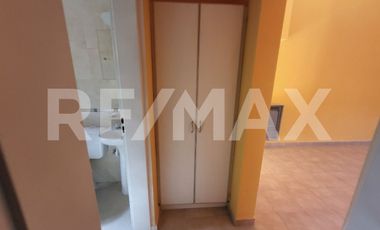 VENTA COMPLEJO DE 4 DPTOS EN PLOTTIER