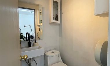 Oficina en Venta en José Manuel Infante, entre Eliodoro Yañez y Huelen.