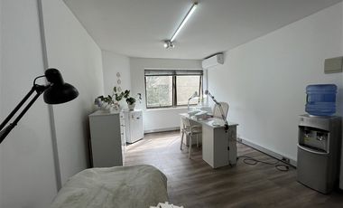 Oficina en Venta en José Manuel Infante, entre Eliodoro Yañez y Huelen.