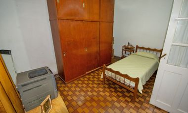 Venta Casa 3 unidades en block estilo PH