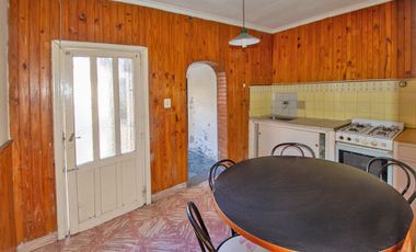 Venta Casa 3 unidades en block estilo PH