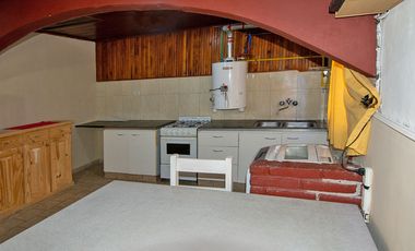 Venta Casa 3 unidades en block estilo PH