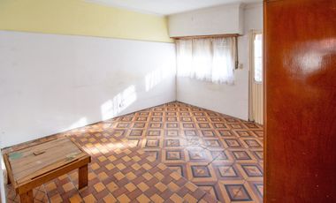 Venta Casa 3 unidades en block estilo PH