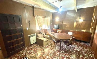 VENTA Casa 4 ambientes con parque y gas natural
