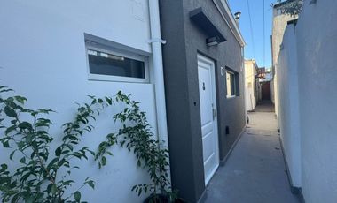 VENTA PH DOS AMB. AMOBLADO RECICLADO - LA PERLA