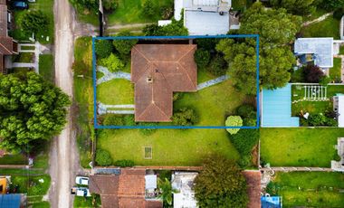 Venta Casa 4 amb sobre 2 lotes en Santa Clara