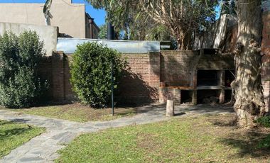 Venta Casa 4 amb sobre 2 lotes en Santa Clara