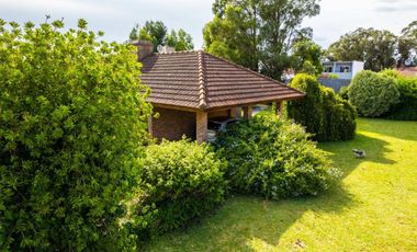 Venta Casa 4 amb sobre 2 lotes en Santa Clara