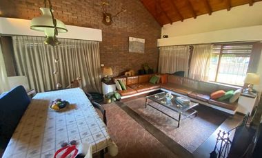 Venta Casa 4 amb sobre 2 lotes en Santa Clara