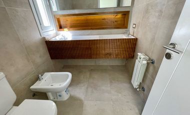 ALQUILER CASA AMOBLADA EN LAS CAÑITAS - MALAGUEÑO