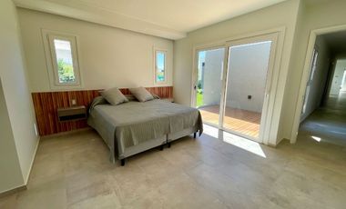 ALQUILER CASA AMOBLADA EN LAS CAÑITAS - MALAGUEÑO
