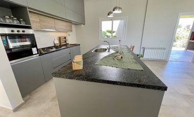 ALQUILER CASA AMOBLADA EN LAS CAÑITAS - MALAGUEÑO