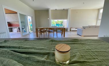 ALQUILER CASA AMOBLADA EN LAS CAÑITAS - MALAGUEÑO