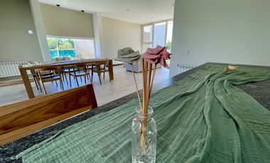 ALQUILER CASA AMOBLADA EN LAS CAÑITAS - MALAGUEÑO