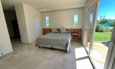ALQUILER CASA AMOBLADA EN LAS CAÑITAS - MALAGUEÑO
