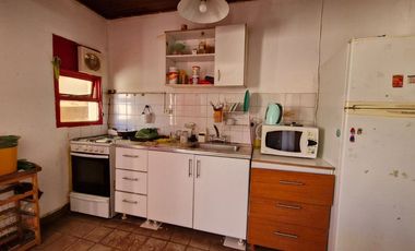 CASA EN VENTA 3 DORMITORIOS