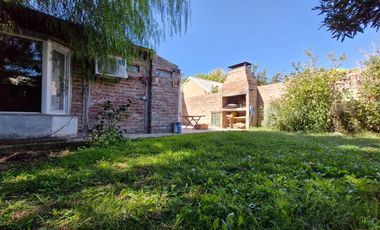 CASA EN VENTA 3 DORMITORIOS