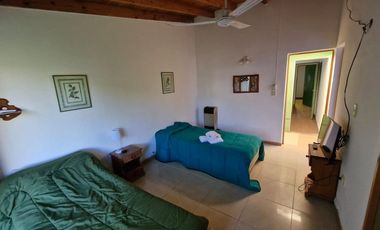 CASA EN VENTA 3 DORMITORIOS