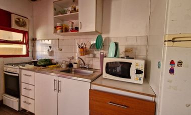 CASA EN VENTA 3 DORMITORIOS
