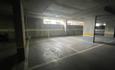 Departamento en Arriendo en AMPLIO DEPARTAMENTO NUEVO A ESTRENAR*en la Laguna de la Piramide*con dos estacionamientos
