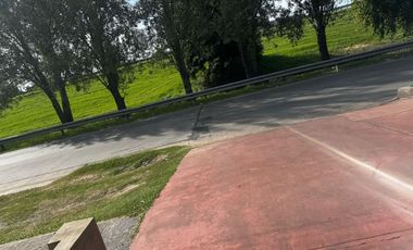 Deposito, Local y Dos Departamentos /OPORTUNIDAD