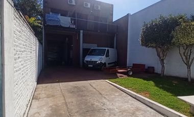 Deposito, Local y Dos Departamentos /OPORTUNIDAD